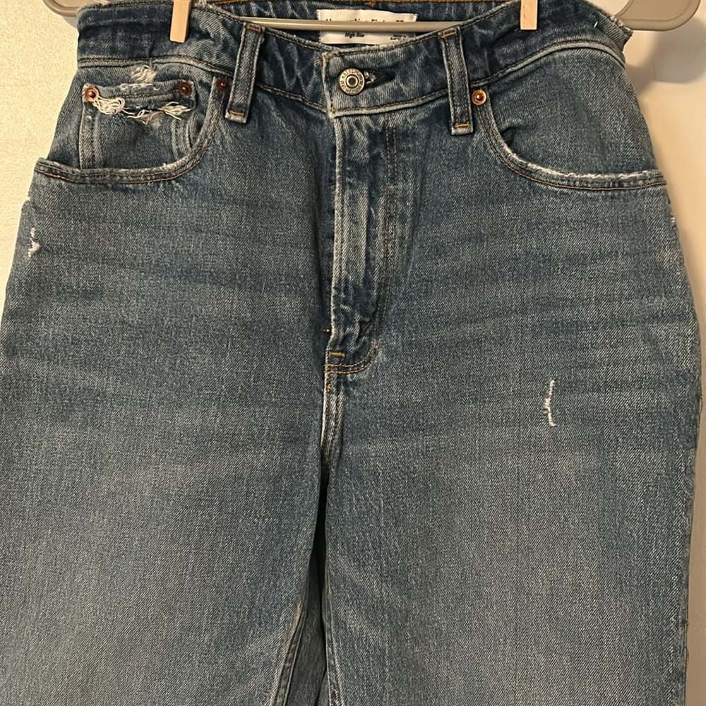 abercrombie and fitch 90s relaxed jean high rise curve love